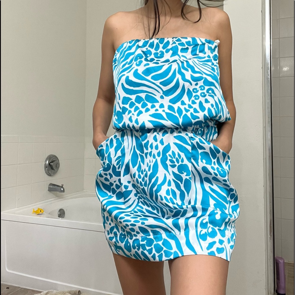 Mini dress